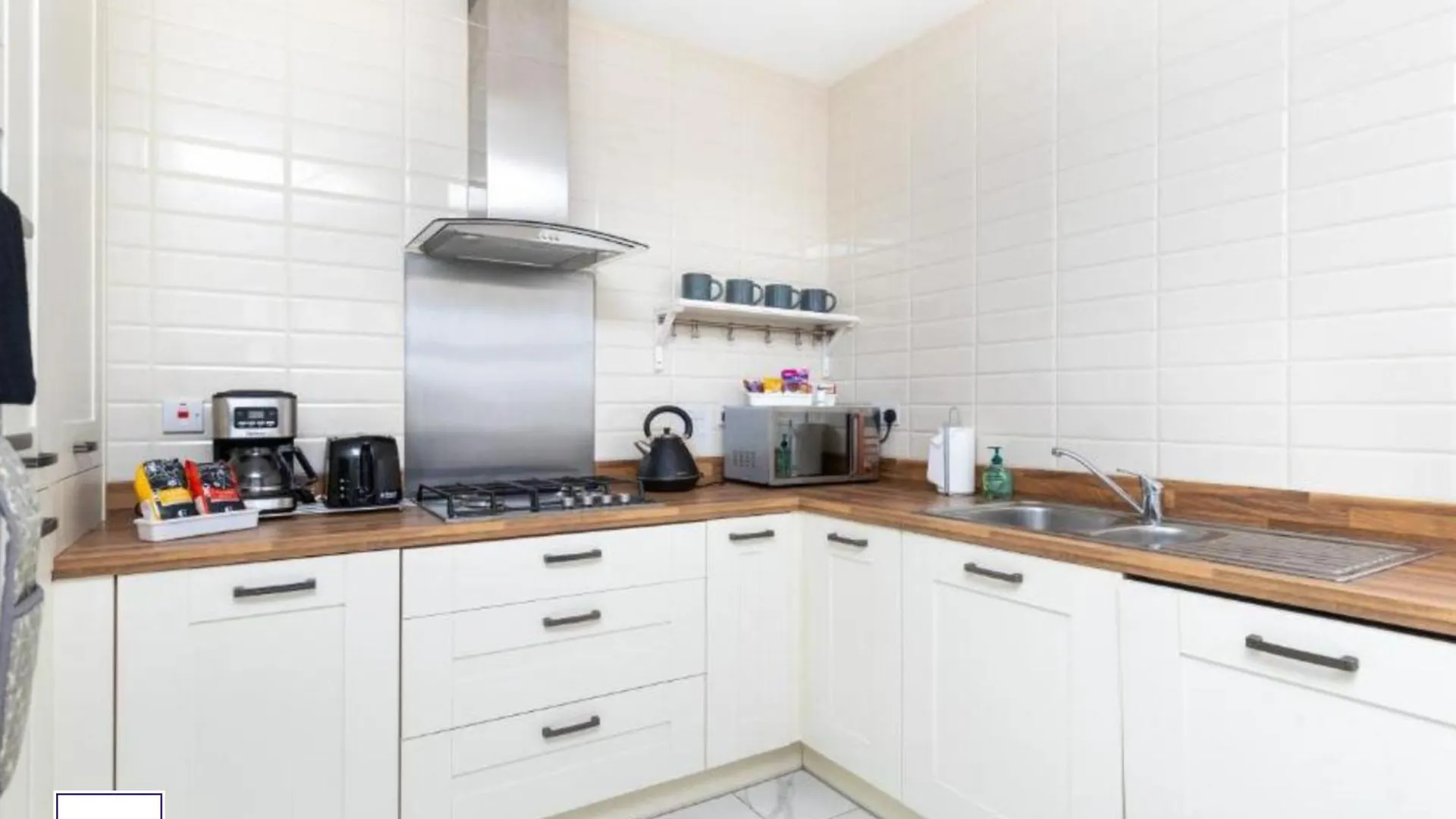 Casa de Férias Alt-Stay Wakefield, Pinderfields General Hospital - 2X En-Suites & King Size Beds - Parking - Fast Wi-Fi - Ideal For Contractors & Long Stays