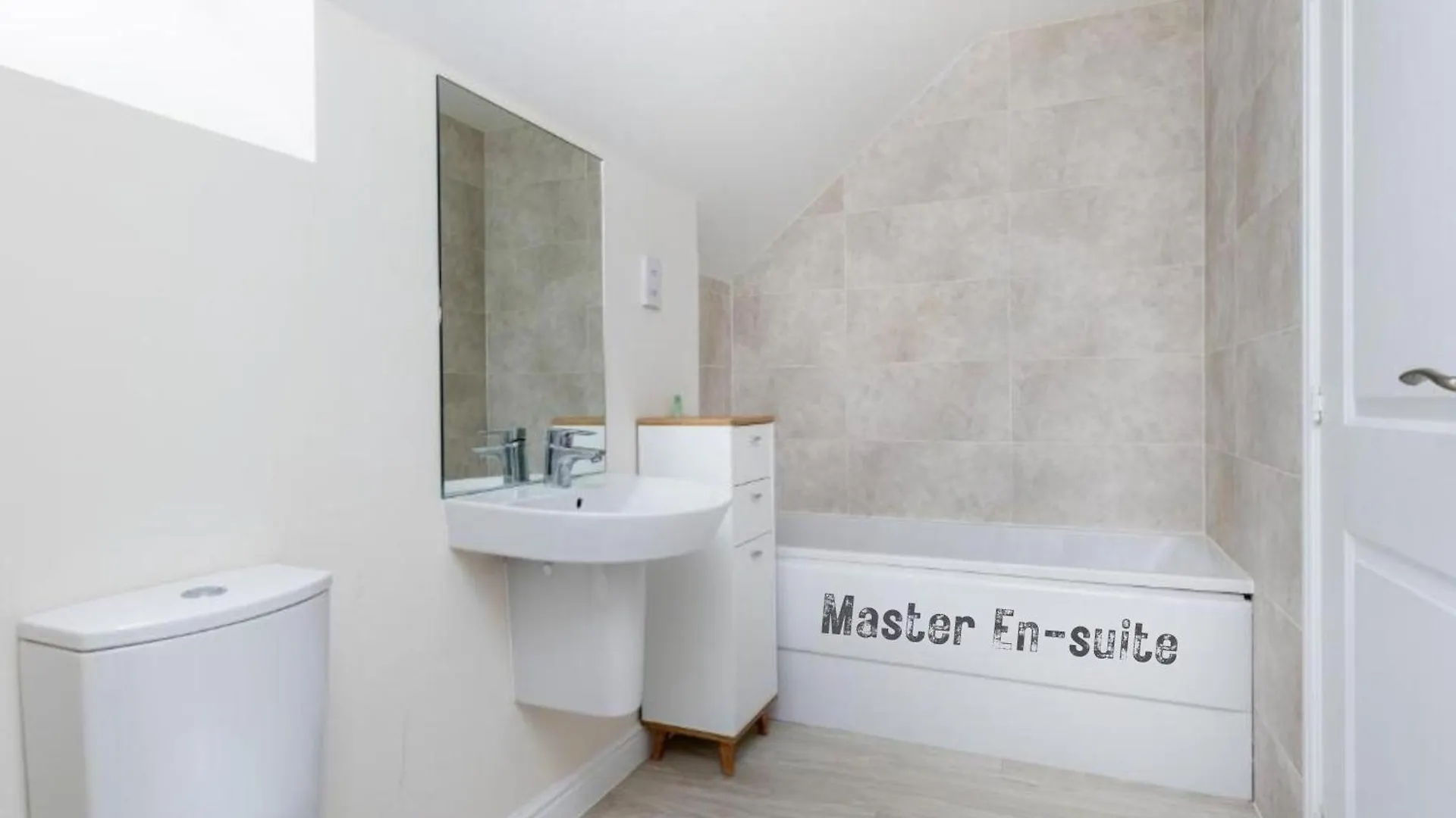 Casa de Férias Alt-Stay Wakefield, Pinderfields General Hospital - 2X En-Suites & King Size Beds - Parking - Fast Wi-Fi - Ideal For Contractors & Long Stays